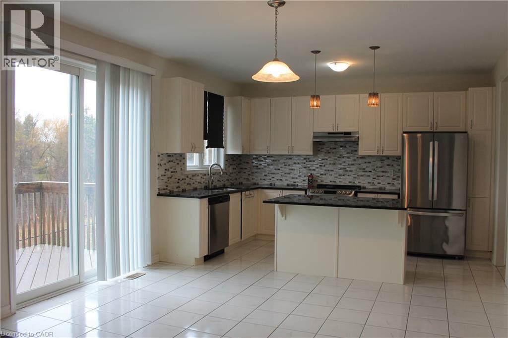 40 COMPASS Trail, Cambridge, Ontario, N3E0B7 — Photo 7