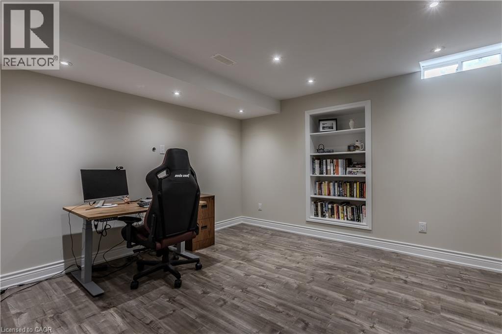 4077 GUNBY Crescent, Burlington, Ontario, L7M0A8 — Photo 5