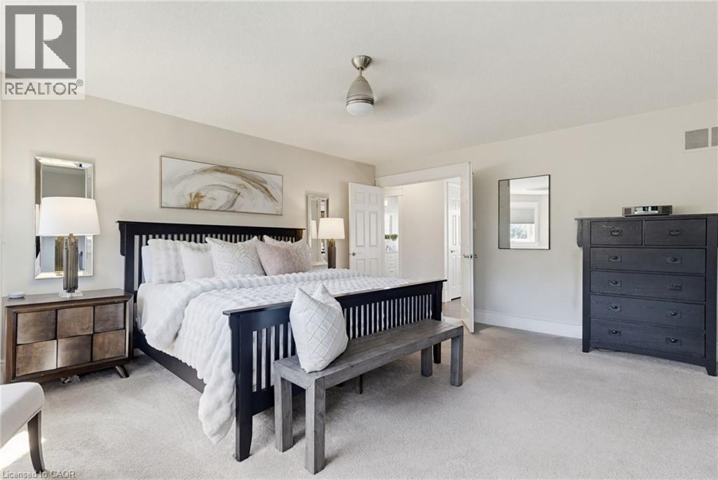 1354 WINTERBERRY Drive, Burlington, Ontario, L7P4T8 — Photo 24