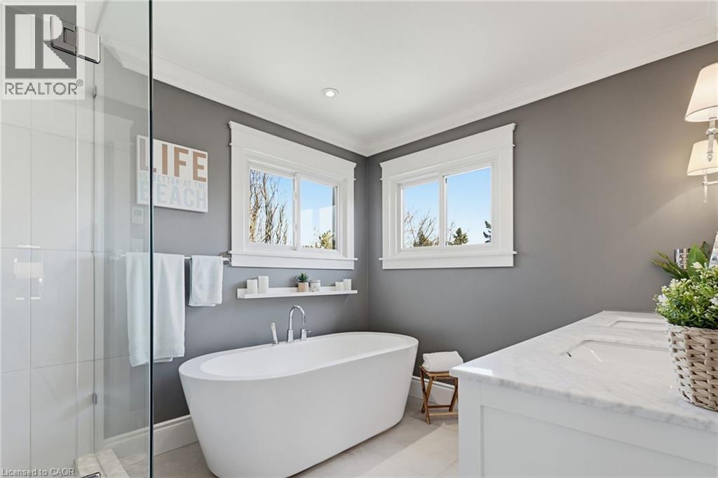 1354 WINTERBERRY Drive, Burlington, Ontario, L7P4T8 — Photo 25