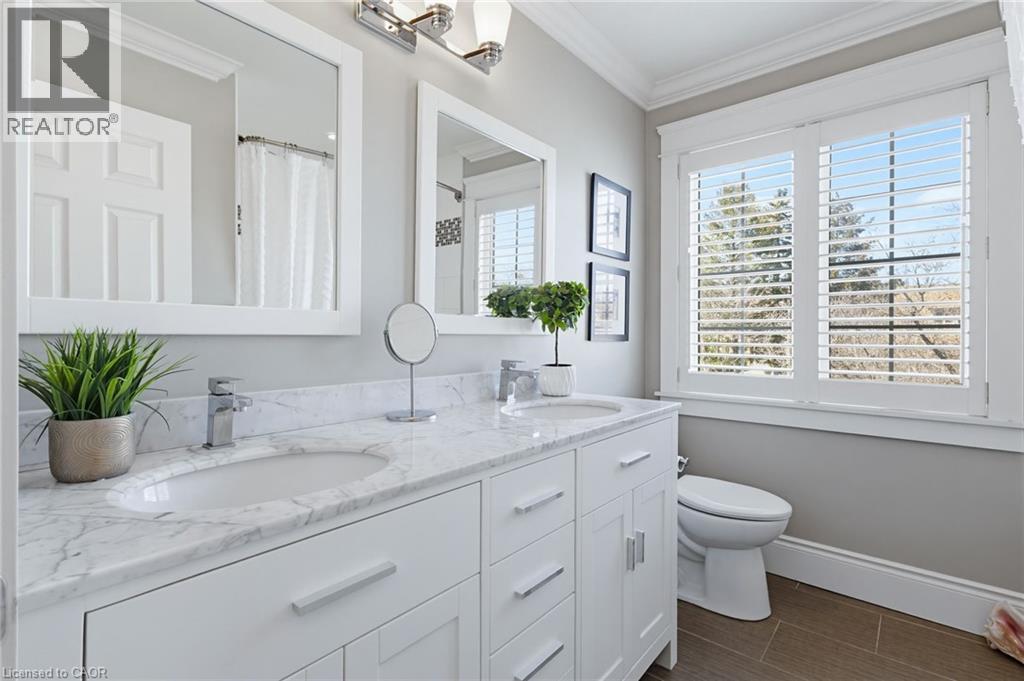 1354 WINTERBERRY Drive, Burlington, Ontario, L7P4T8 — Photo 31