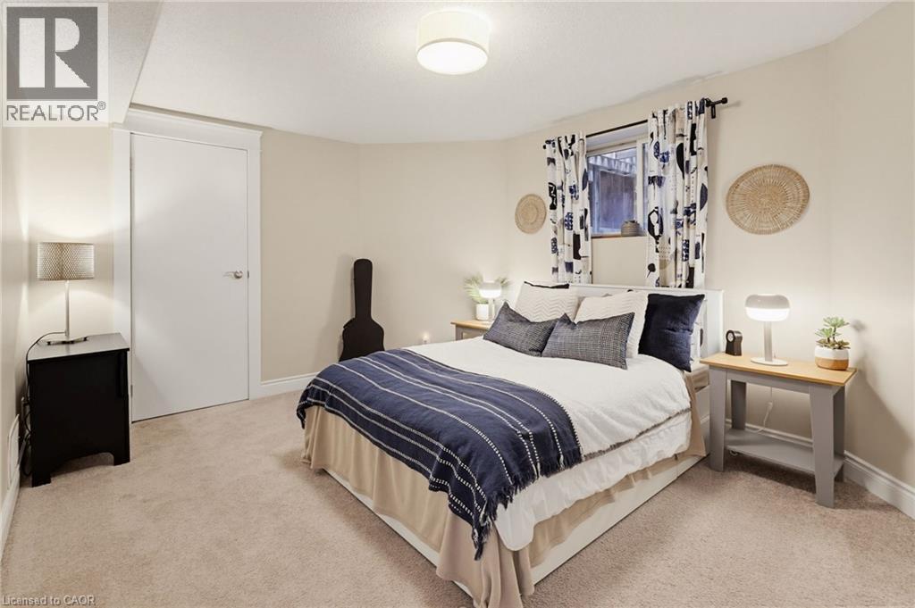 1354 WINTERBERRY Drive, Burlington, Ontario, L7P4T8 — Photo 38
