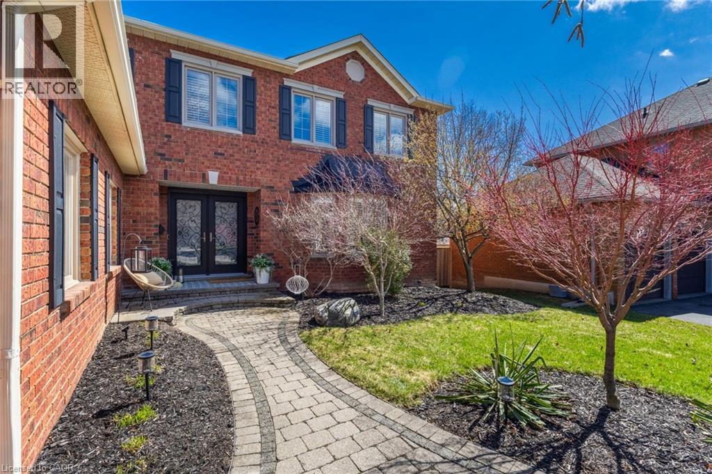 1354 WINTERBERRY Drive, Burlington, Ontario, L7P4T8 — Photo 4