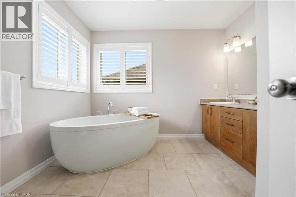 483 ST MORITZ Avenue, Waterloo, Ontario, N2T0B3 — Photo 19