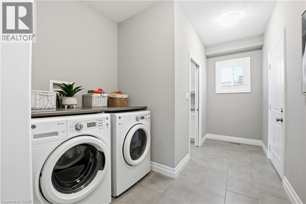 483 ST MORITZ Avenue, Waterloo, Ontario, N2T0B3 — Photo 25