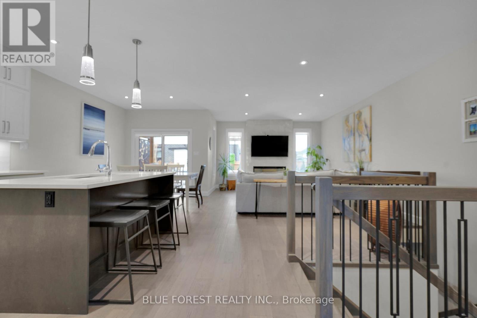 3297 REGIMENT ROAD, London South (South V), Ontario, N6P0G5 — Photo 10