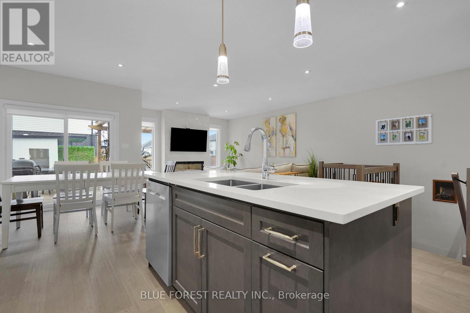 3297 REGIMENT ROAD, London South (South V), Ontario, N6P0G5 — Photo 21