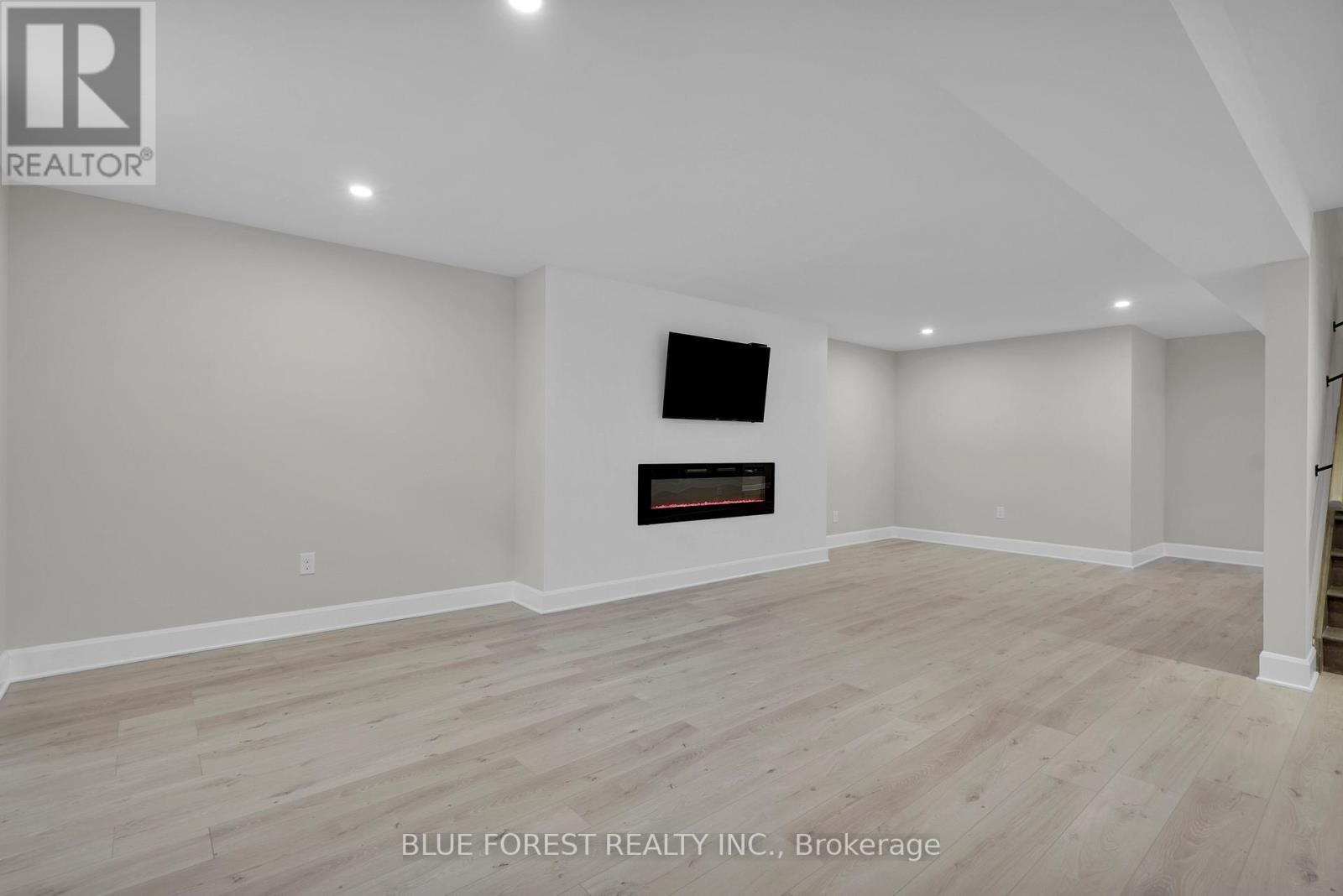 3297 REGIMENT ROAD, London South (South V), Ontario, N6P0G5 — Photo 36