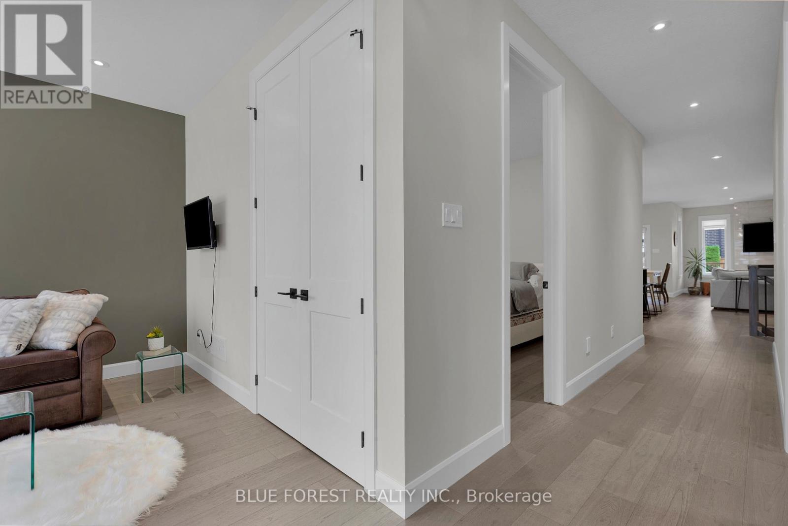 3297 REGIMENT ROAD, London South (South V), Ontario, N6P0G5 — Photo 7