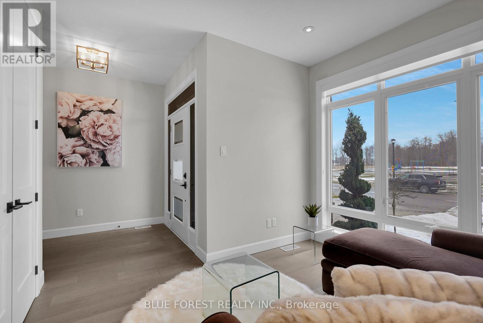 3297 REGIMENT ROAD, London South (South V), Ontario, N6P0G5 — Photo 9