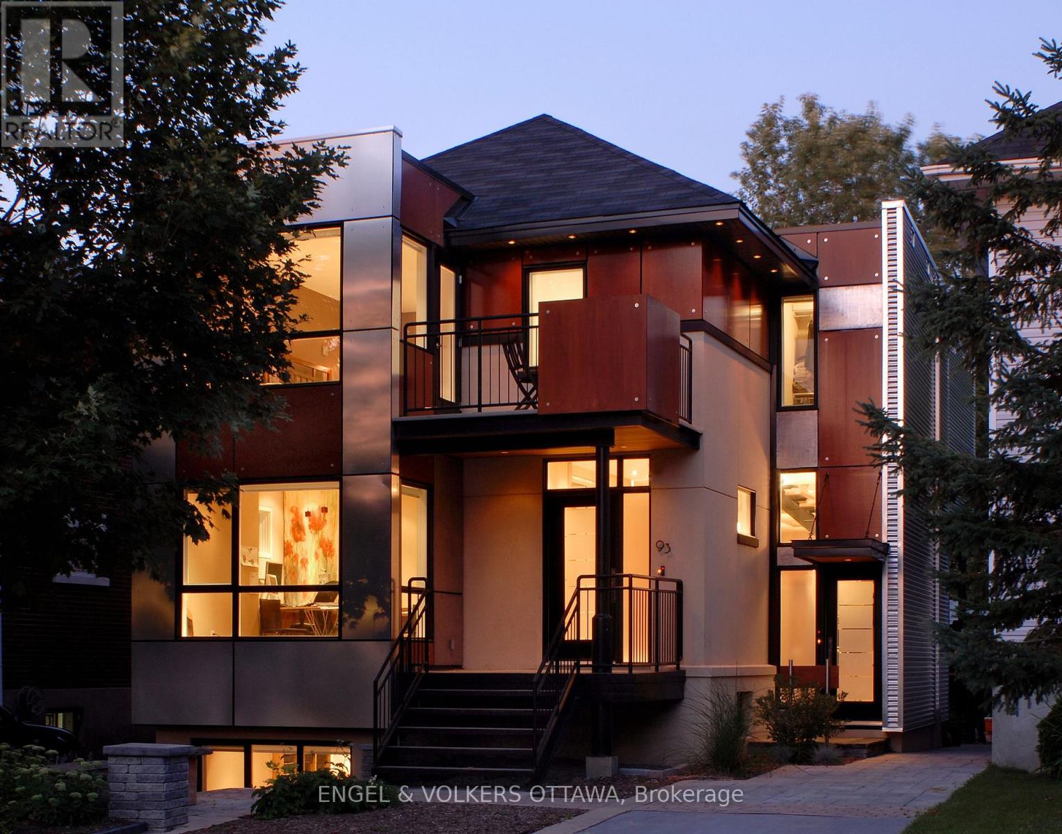 93 GILCHRIST AVENUE, Ottawa, Ontario, K1Y0M9 — Photo 2