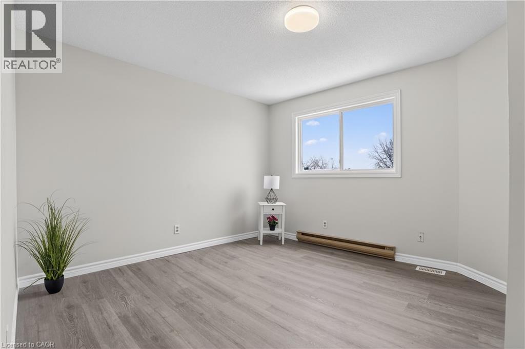 60 ELMSDALE Drive Unit# 66, Kitchener, Ontario, N2E2G4 — Photo 17