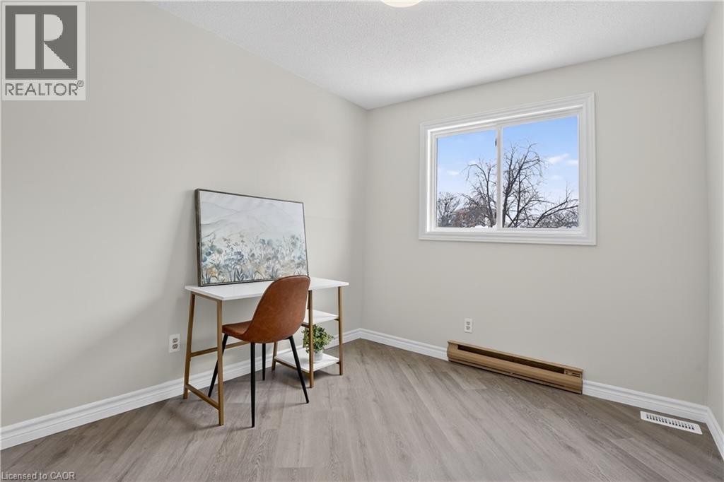 60 ELMSDALE Drive Unit# 66, Kitchener, Ontario, N2E2G4 — Photo 21