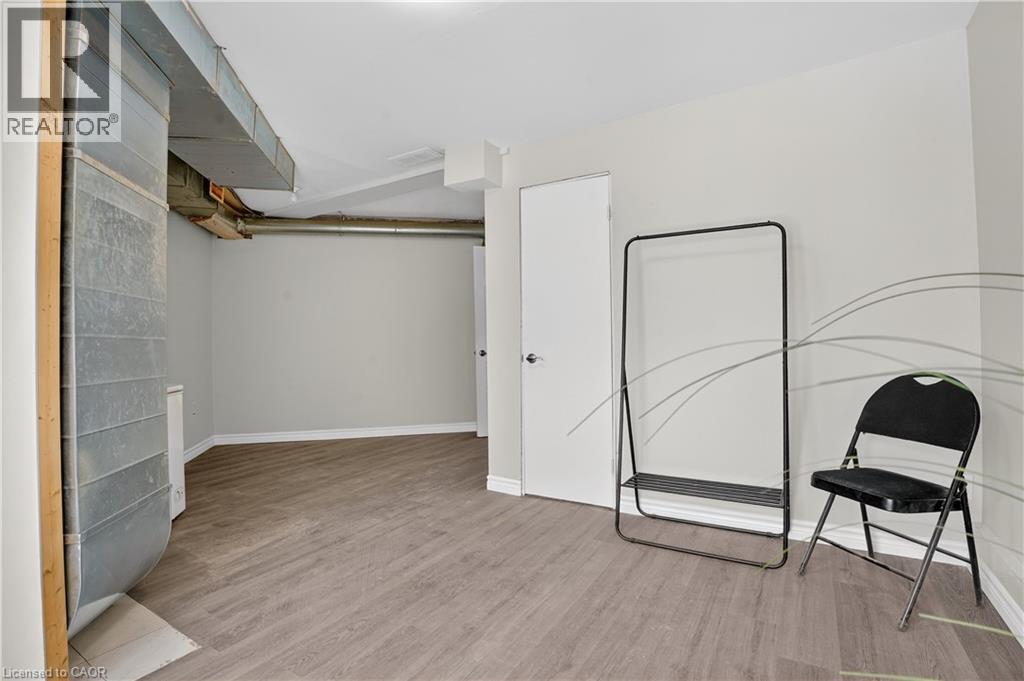 60 ELMSDALE Drive Unit# 66, Kitchener, Ontario, N2E2G4 — Photo 5