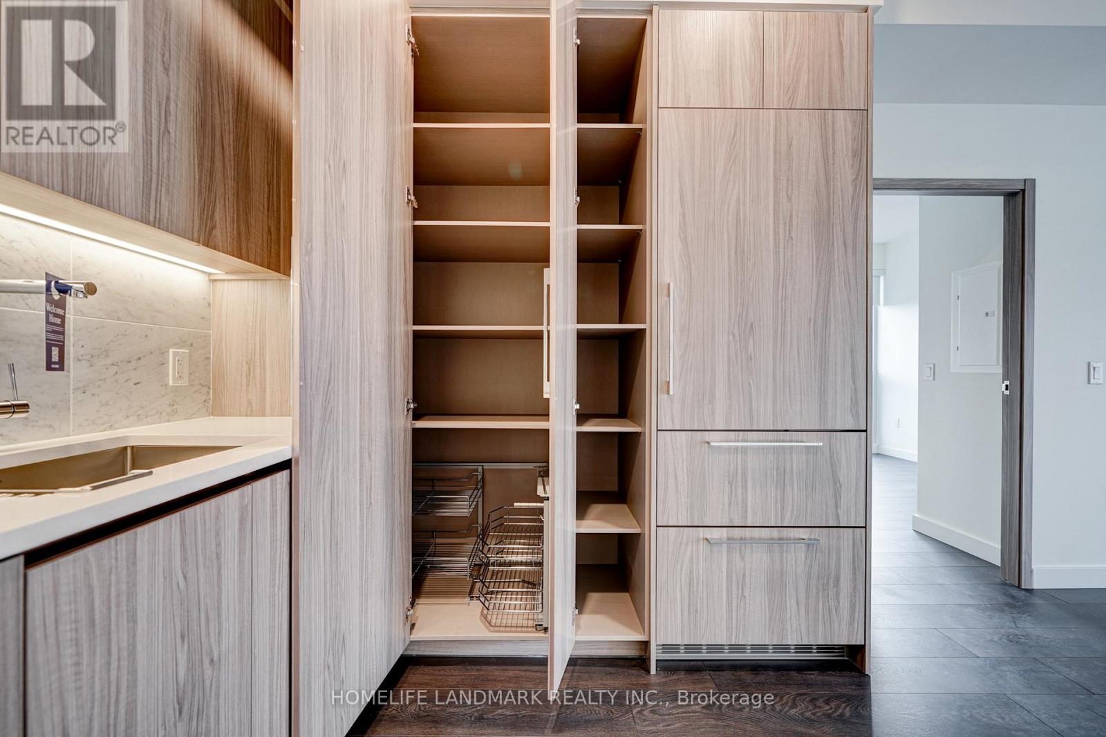 303 - 95 MCMAHON DRIVE, Toronto (Bayview Village), Ontario, M2K0H2 — Photo 13