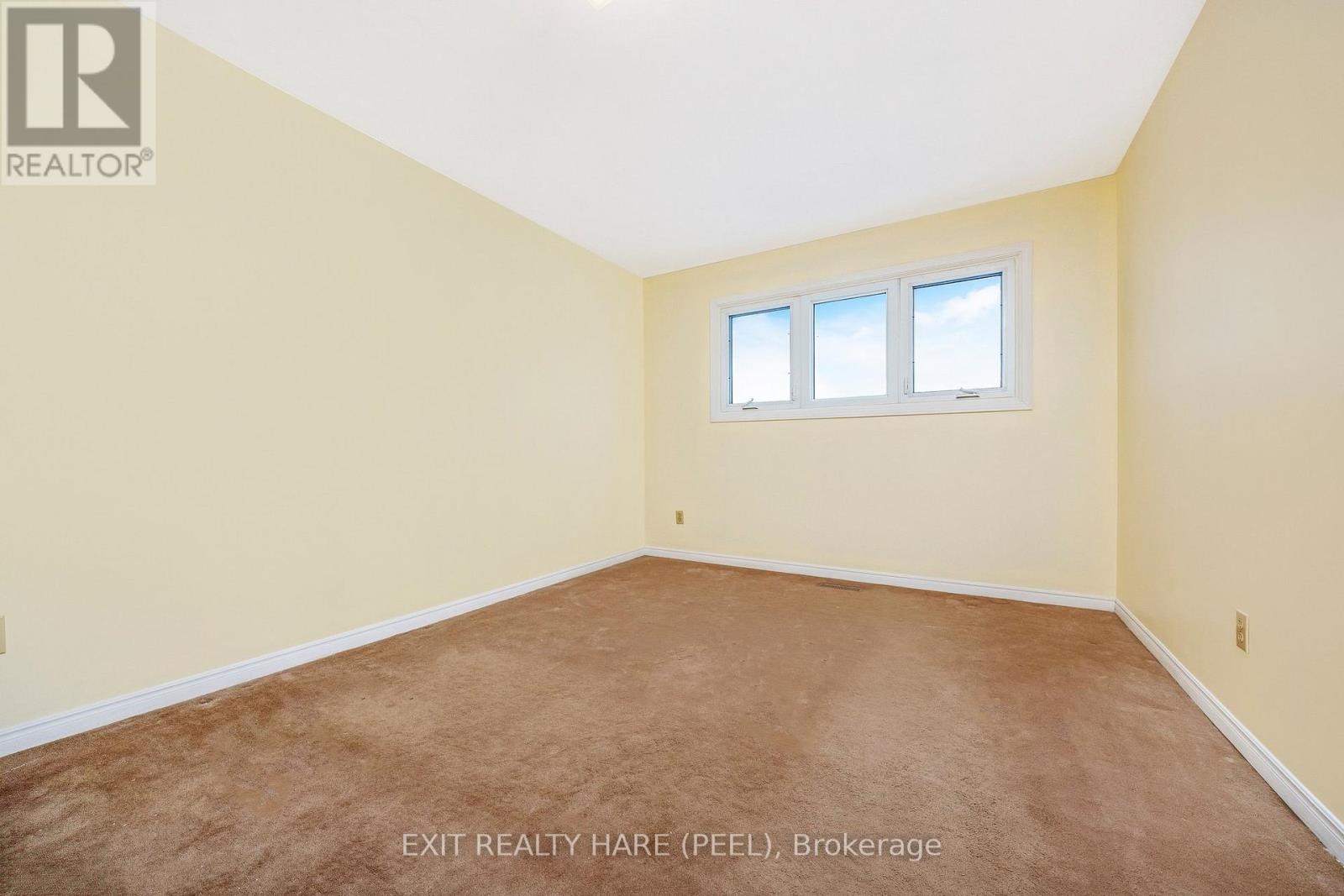 47 STILLWATER CRESCENT, Brampton (Brampton West), Ontario, L6X3L2 — Photo 4