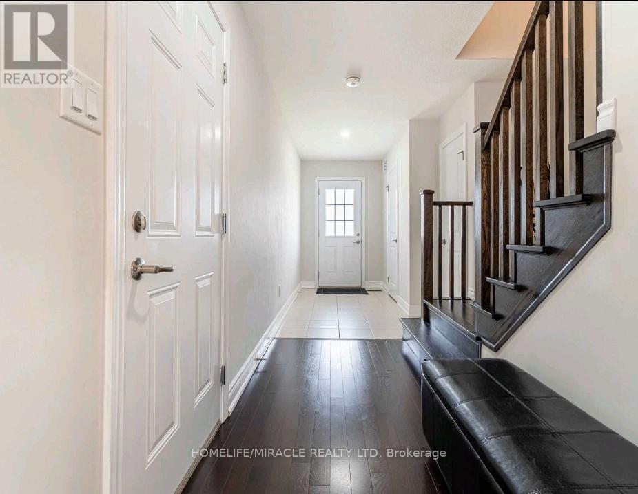 77 PENNY LANE, Hamilton (Stoney Creek), Ontario, L8J0G2 — Photo 3