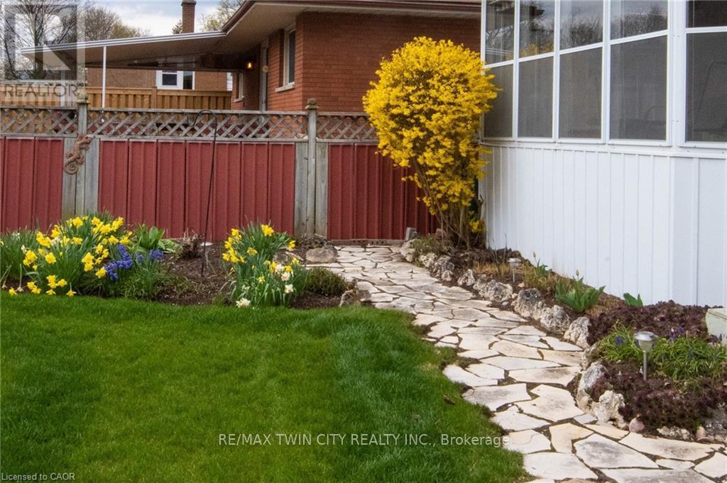 85 BURLINGTON DRIVE, Kitchener, Ontario, N2B1T4 — Photo 38