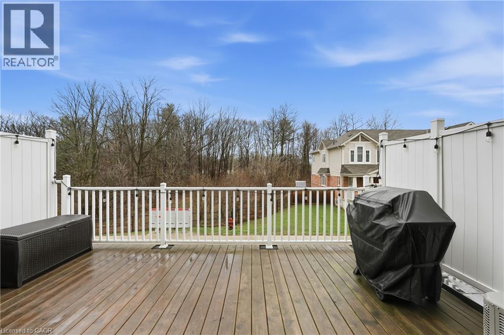 230 AVONSYDE Boulevard Unit# 15, Waterdown, Ontario, L8B1T9 — Photo 28