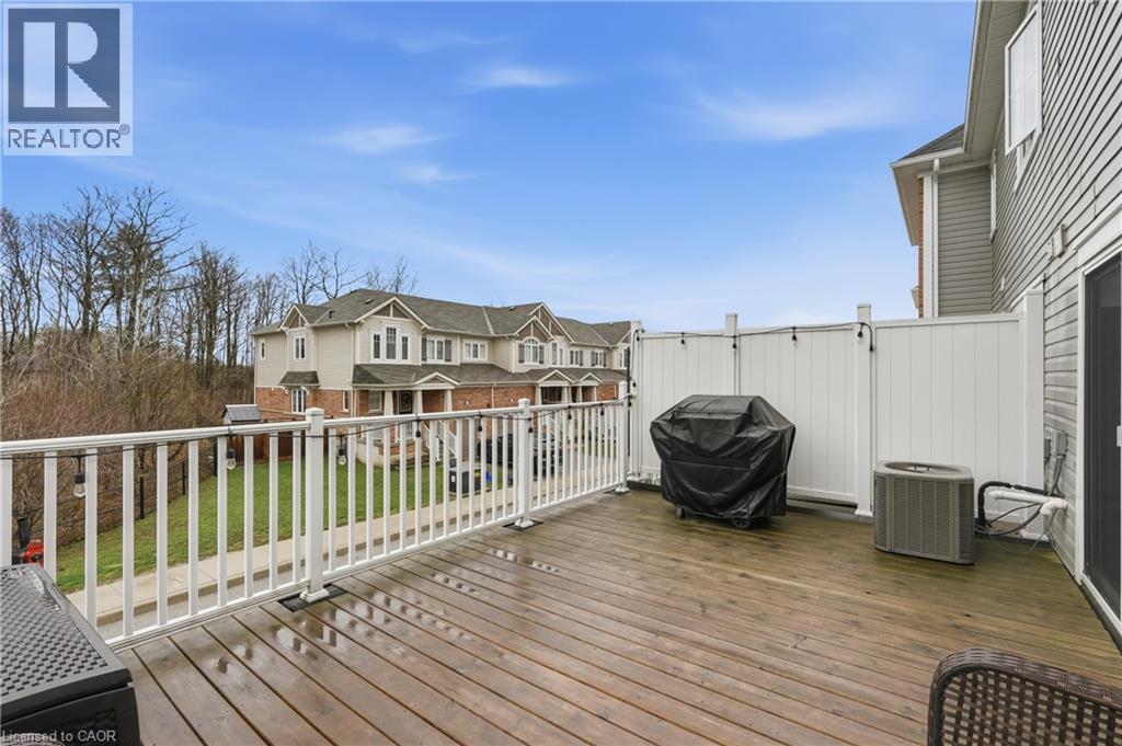 230 AVONSYDE Boulevard Unit# 15, Waterdown, Ontario, L8B1T9 — Photo 29