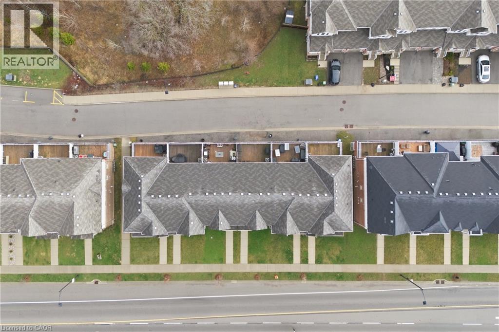 230 AVONSYDE Boulevard Unit# 15, Waterdown, Ontario, L8B1T9 — Photo 33