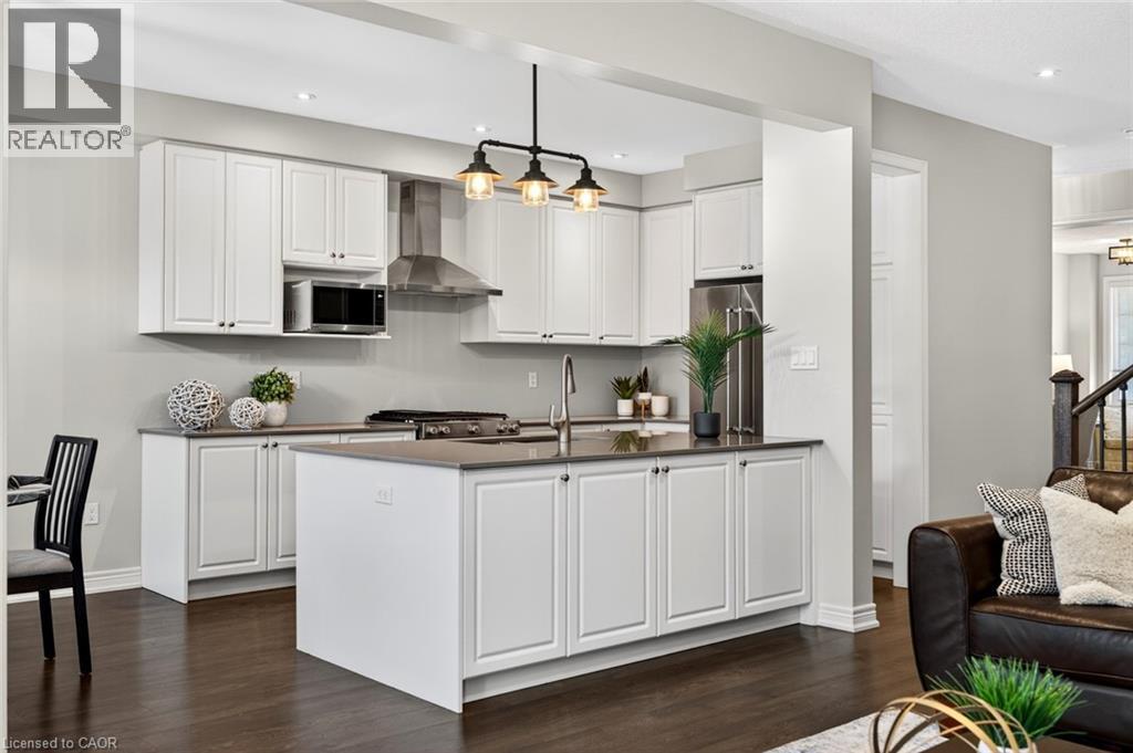 225 SKINNER Road, Waterdown, Ontario, L8B1X2 — Photo 10