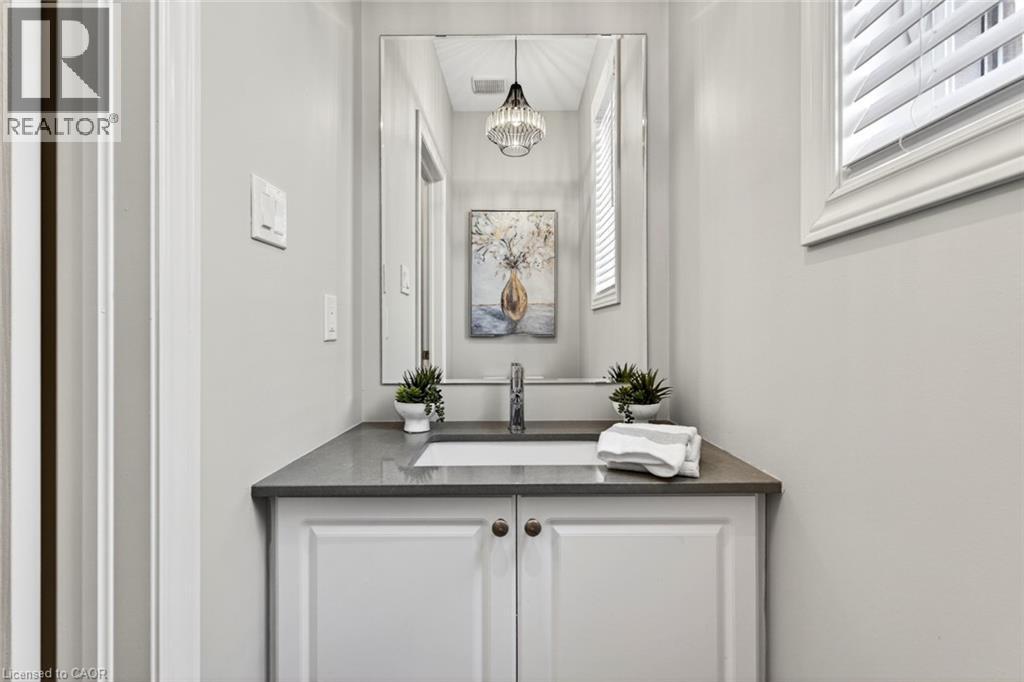 225 SKINNER Road, Waterdown, Ontario, L8B1X2 — Photo 20