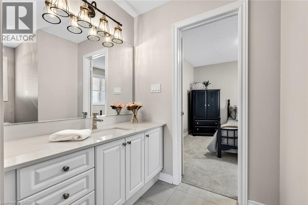 225 SKINNER Road, Waterdown, Ontario, L8B1X2 — Photo 29