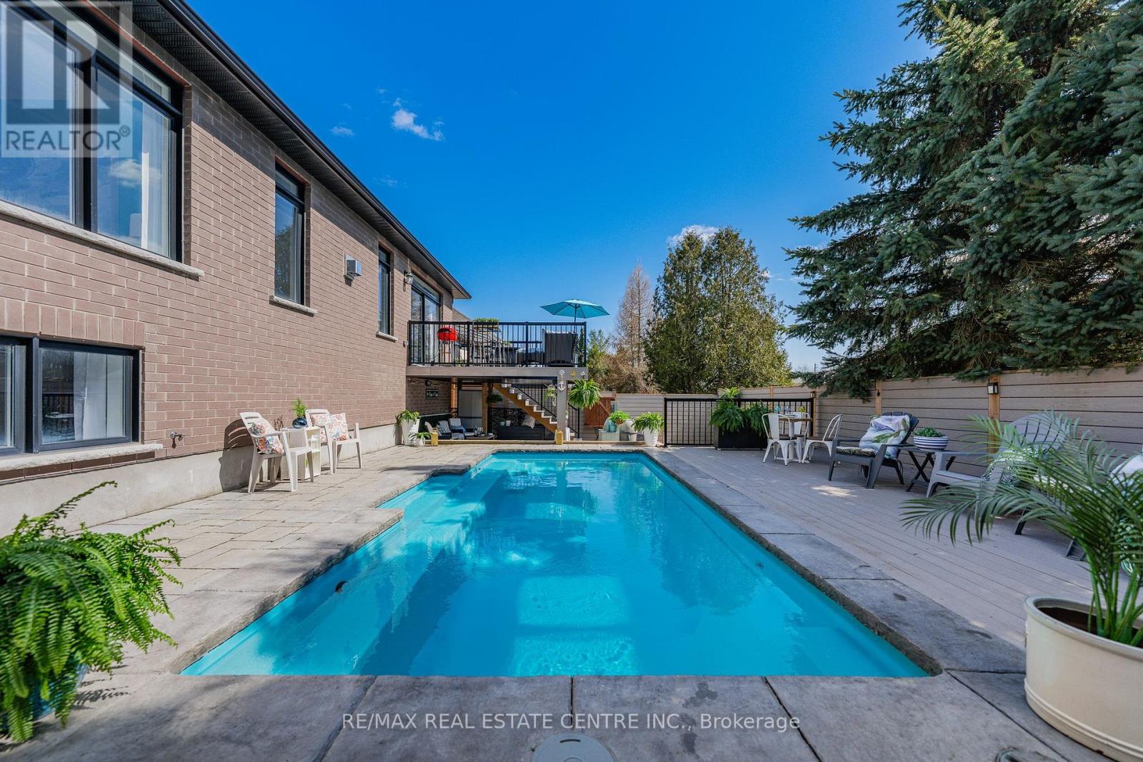 57 CUTTING DRIVE, Centre Wellington (Elora/Salem), Ontario, N0B1S0 — Photo 3