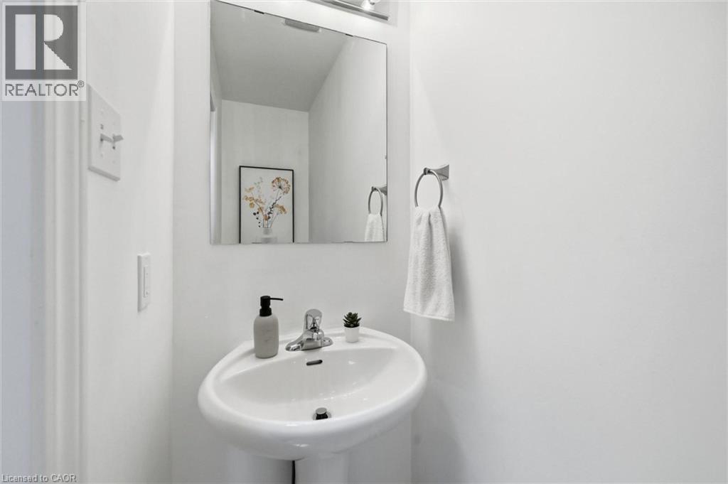 54 NISBET Boulevard Unit# 24, Waterdown, Ontario, L8B0Y3 — Photo 12