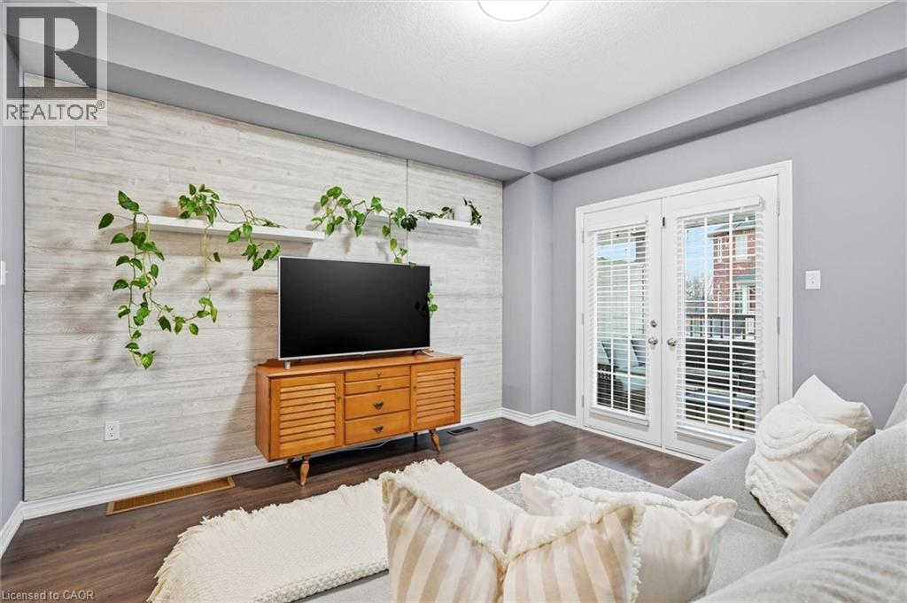 54 NISBET Boulevard Unit# 24, Waterdown, Ontario, L8B0Y3 — Photo 7