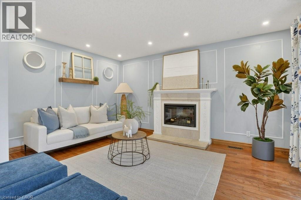 54 DEERWOOD Crescent, Kitchener, Ontario, N2N1R3 — Photo 10