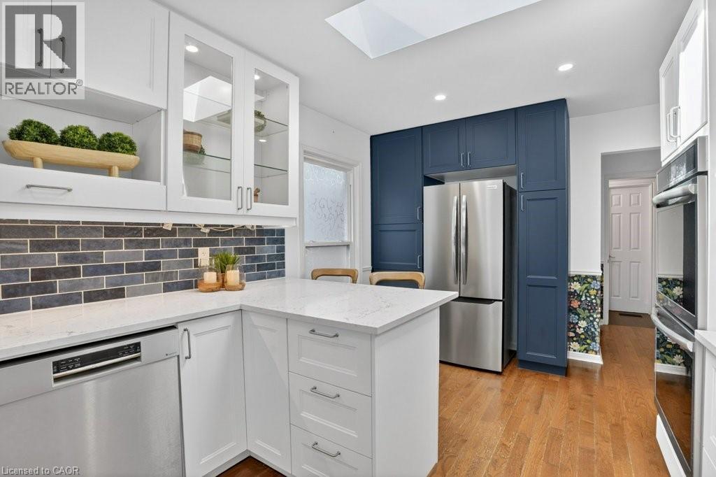 54 DEERWOOD Crescent, Kitchener, Ontario, N2N1R3 — Photo 13