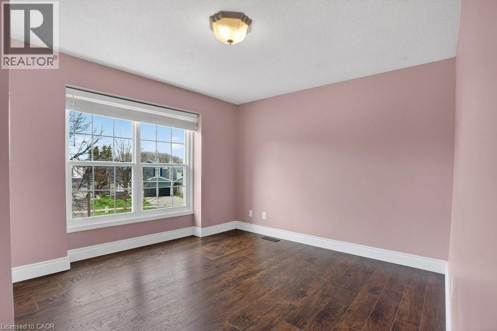 54 DEERWOOD Crescent, Kitchener, Ontario, N2N1R3 — Photo 27