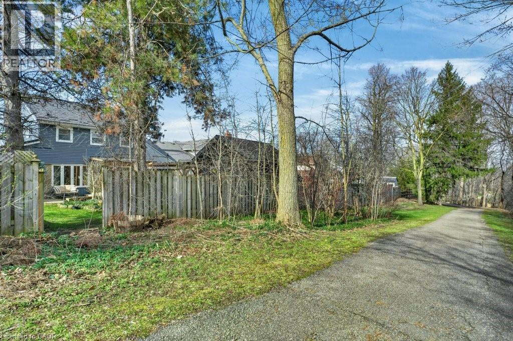 54 DEERWOOD Crescent, Kitchener, Ontario, N2N1R3 — Photo 43