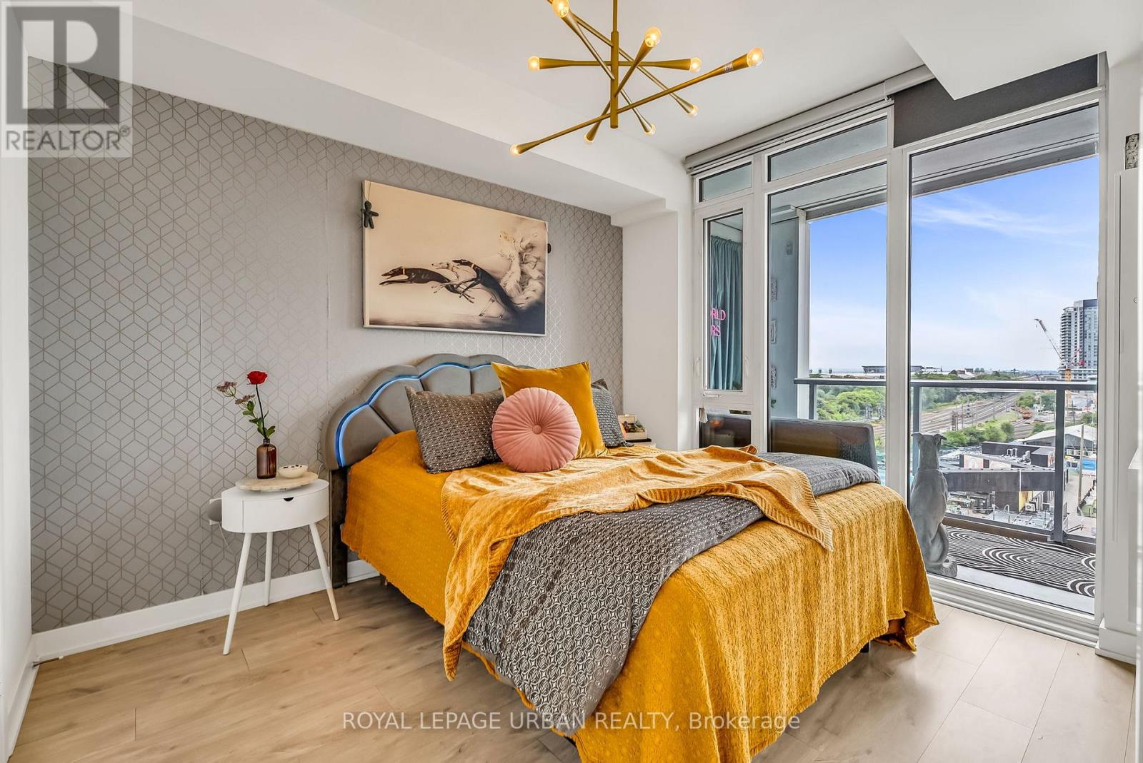 611 - 27 BATHURST STREET, Toronto (Waterfront Communities), Ontario, M5V0R1 — Photo 16