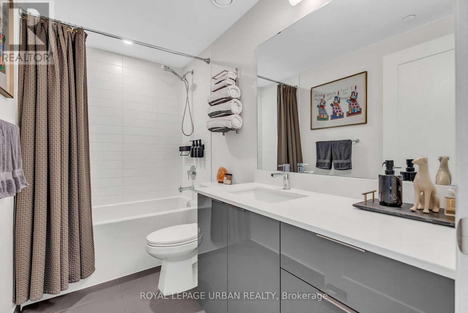 611 - 27 BATHURST STREET, Toronto (Waterfront Communities), Ontario, M5V0R1 — Photo 21