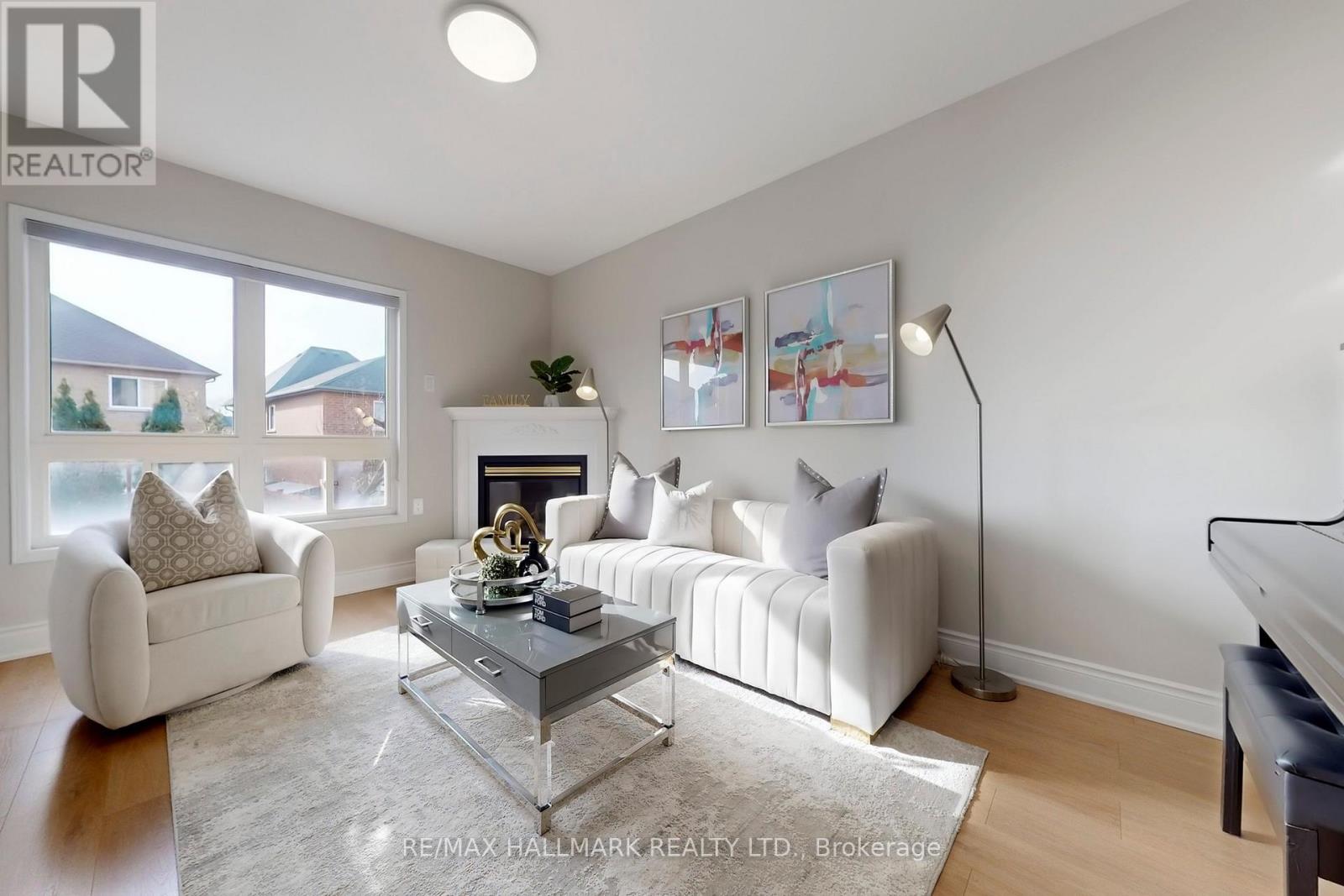 17 DURANGO DRIVE, Richmond Hill (Westbrook), Ontario, L4S2W5 — Photo 7