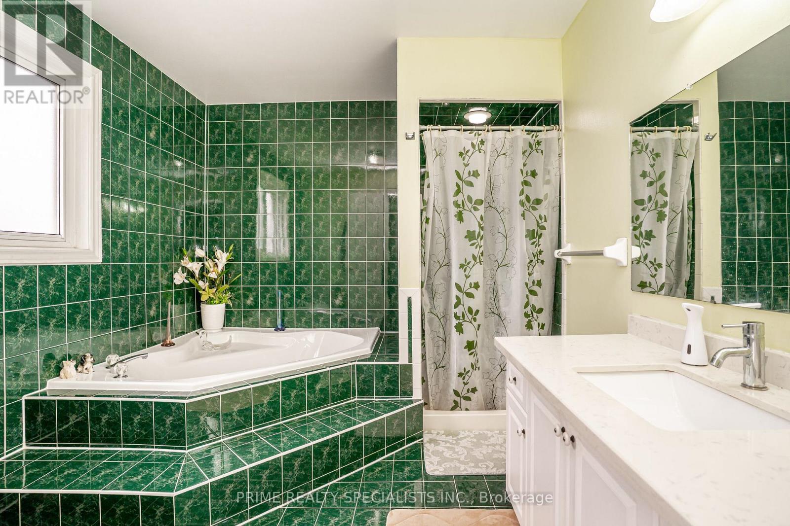 52 DEERGLEN DRIVE, Brampton (Sandringham-Wellington), Ontario, L6R1M3 — Photo 22