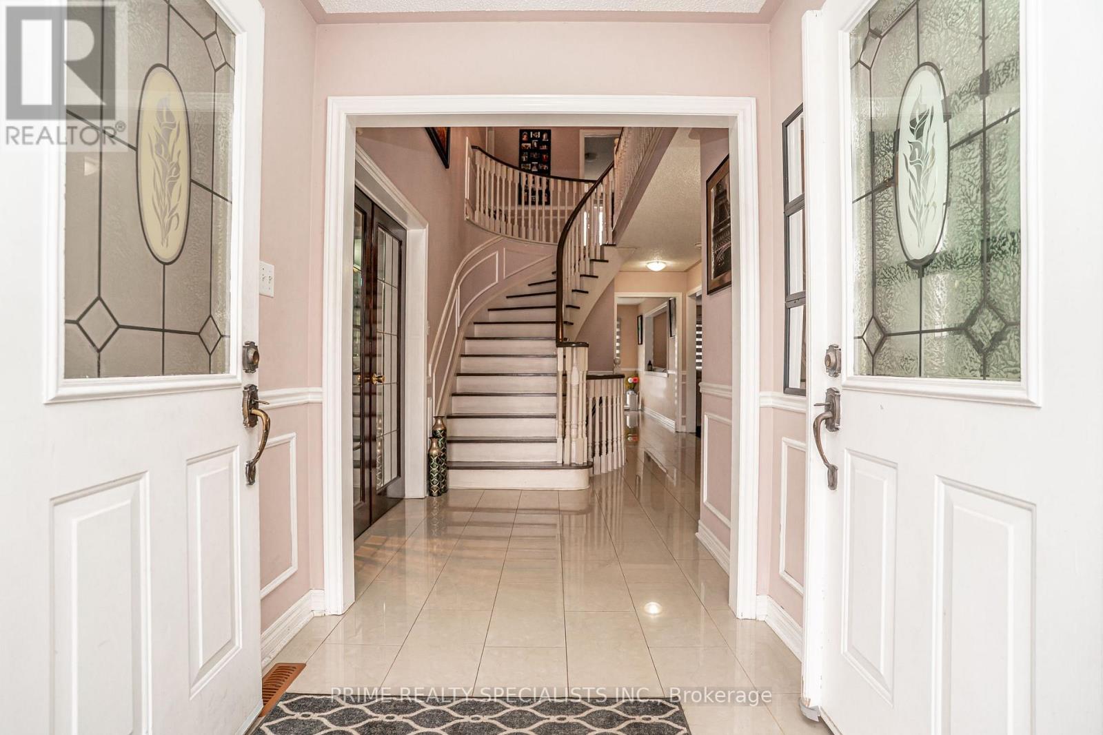 52 DEERGLEN DRIVE, Brampton (Sandringham-Wellington), Ontario, L6R1M3 — Photo 5