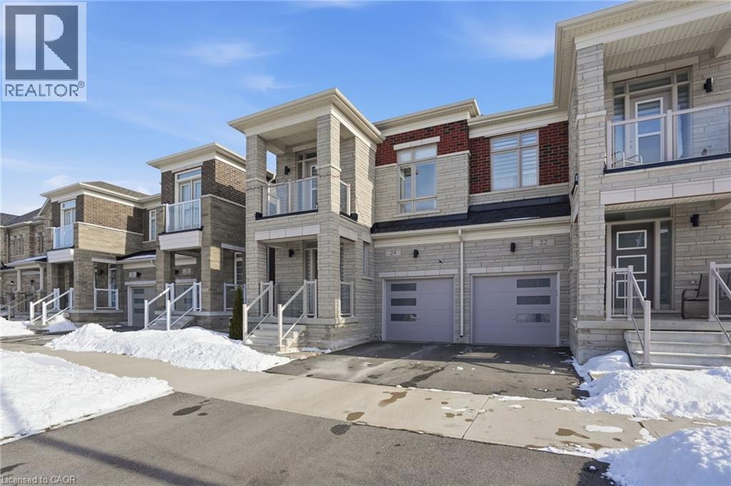 24 GREAT FALLS Boulevard, Waterdown, Ontario, L8B1X8 — Photo 2