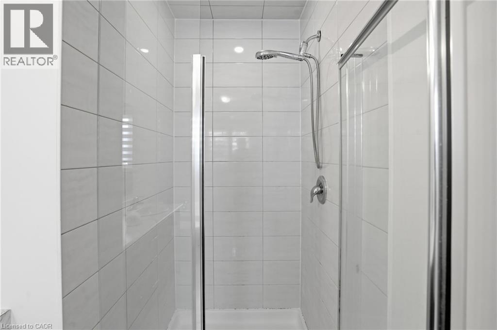 24 GREAT FALLS Boulevard, Waterdown, Ontario, L8B1X8 — Photo 24