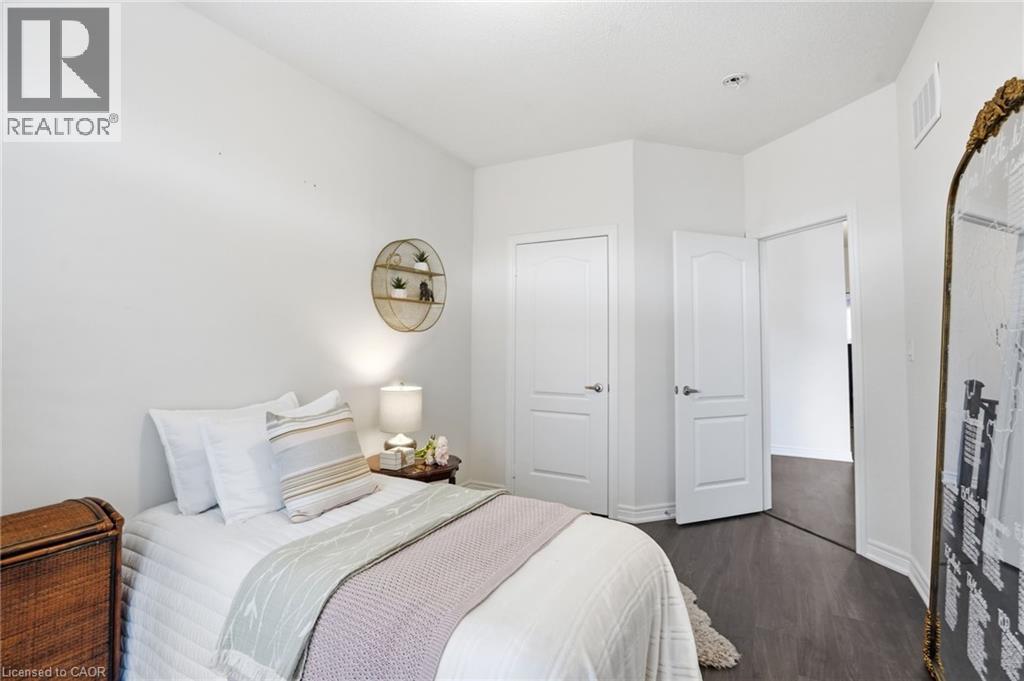 24 GREAT FALLS Boulevard, Waterdown, Ontario, L8B1X8 — Photo 32