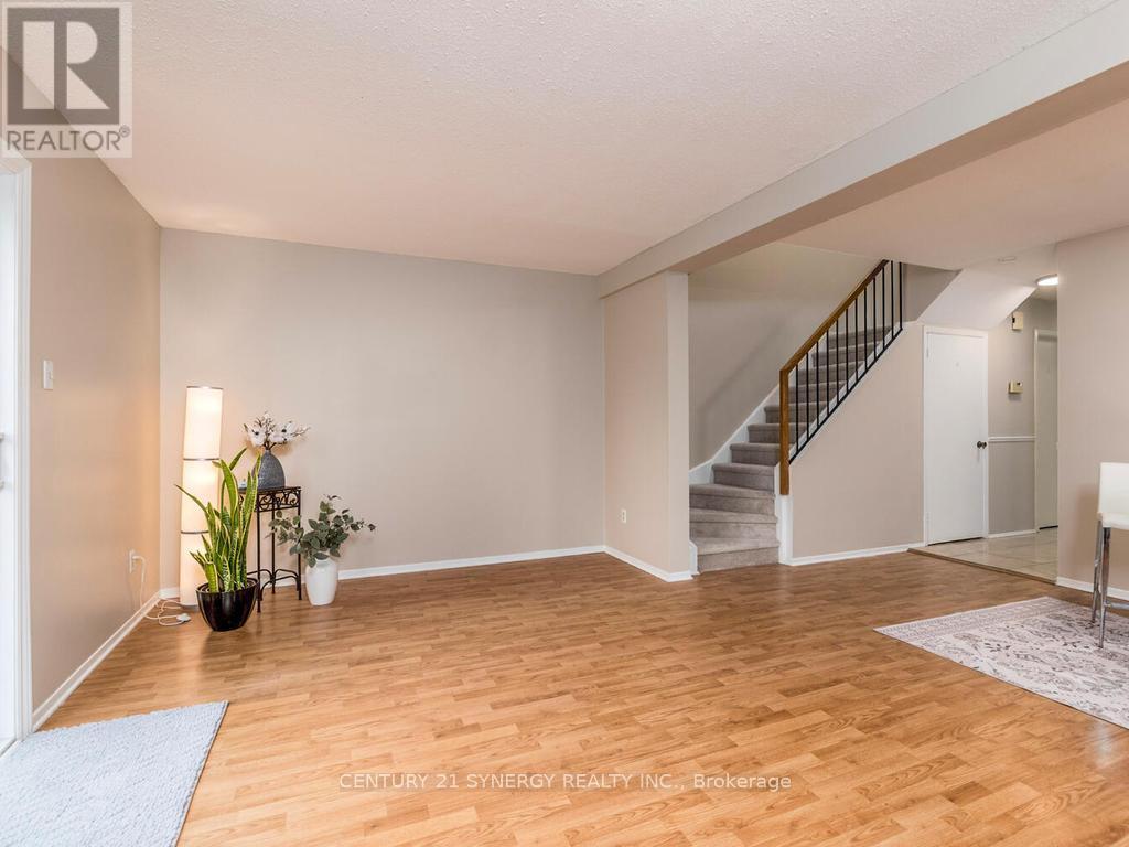16 - 71 CLARKSON CRESCENT, Ottawa, Ontario, K2L3C9 — Photo 7