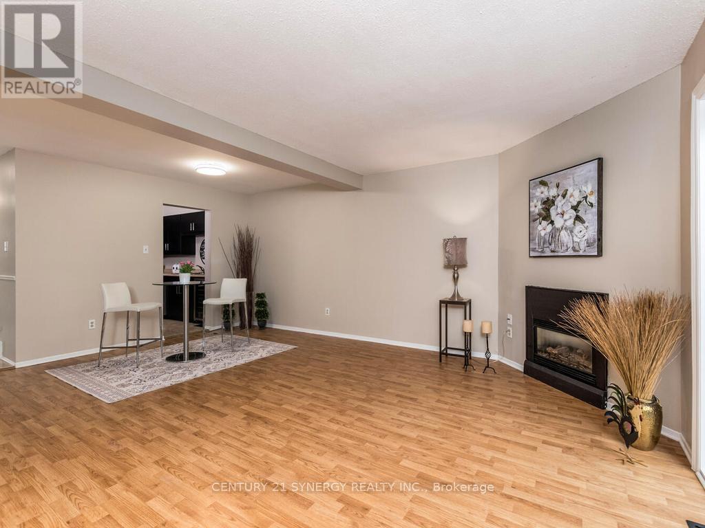 16 - 71 CLARKSON CRESCENT, Ottawa, Ontario, K2L3C9 — Photo 8