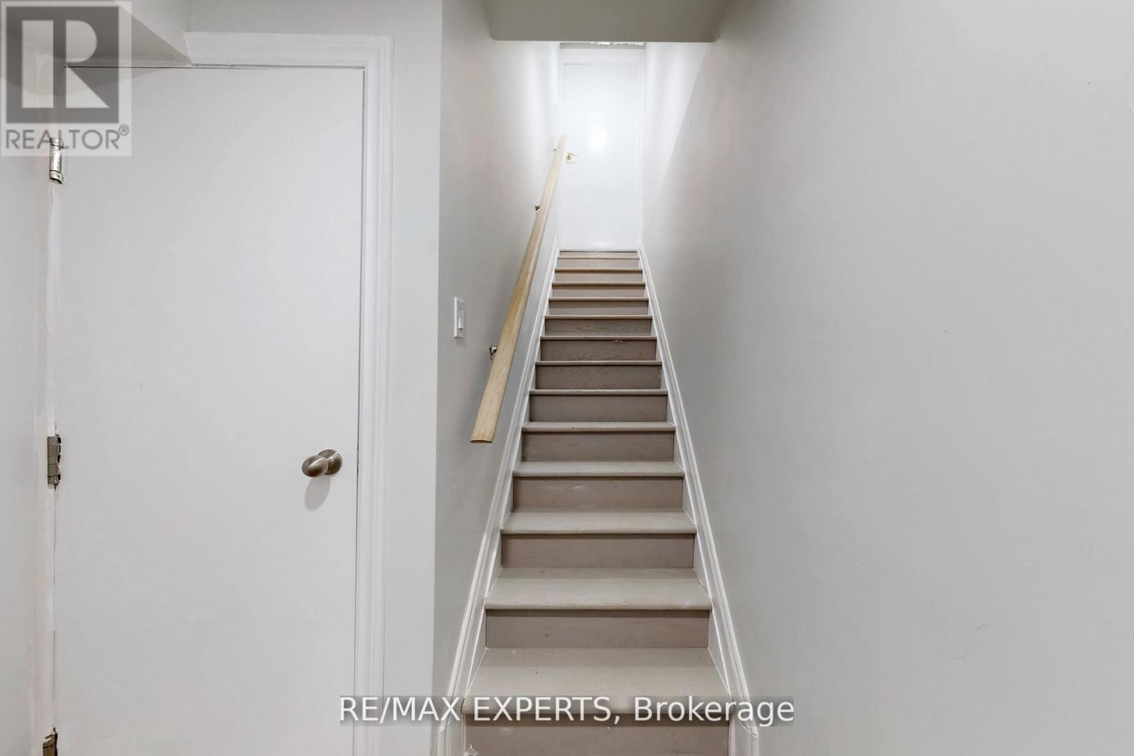 14 SNOWY OWL WAY, Toronto (Rouge), Ontario, M1X0B4 — Photo 4