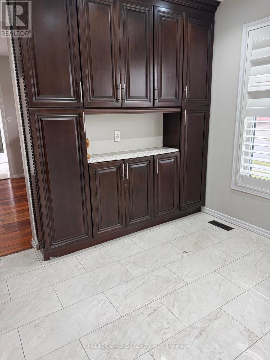 123 OATFIELD ROAD, Brampton (Sandringham-Wellington), Ontario, L6R1Y6 — Photo 6