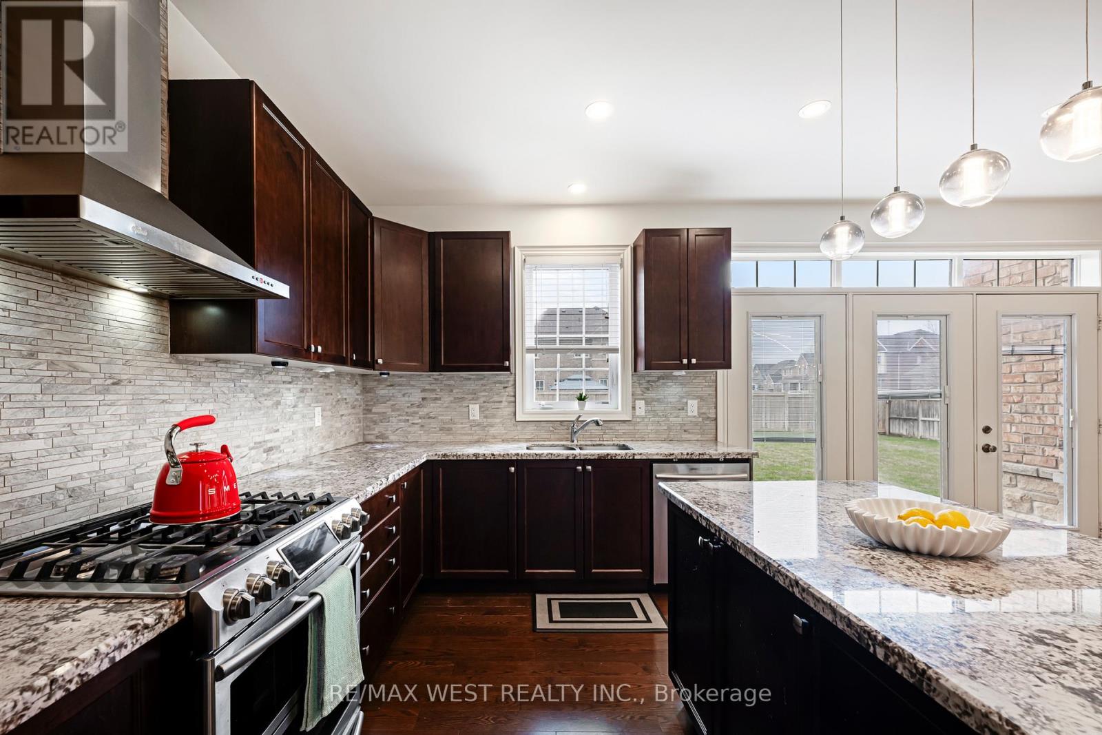 10 STONEGATE AVENUE, Mono, Ontario, L9W5K6 — Photo 6