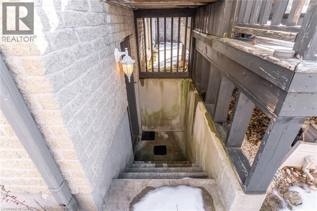 42 FRASSON Drive, Guelph, Ontario, N1E7J9 — Photo 38