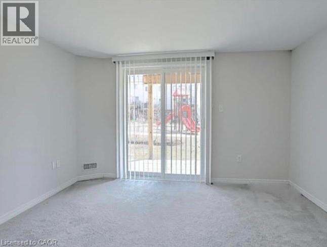 750 LAWRENCE Street Unit# 49, Cambridge, Ontario, N3H0A9 — Photo 8